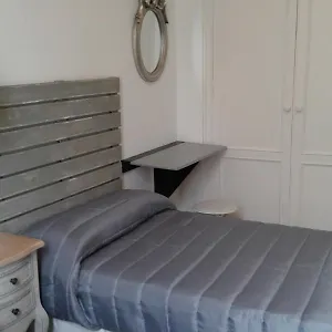 2* Vandrerhjem Old Town